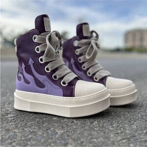 Purple flame design high top shoes size 44 (12)